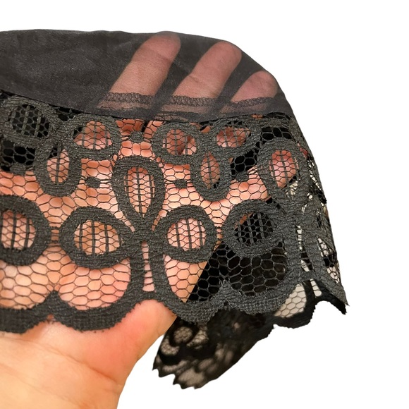 Maggie London Black Silk Lace And Mesh Cocktail Dress size 10 - Picture 5 of 6